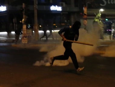Ώρες αγωνίας για τη 19χρονη στο Αγρίνιο - Το ξέσπασμα του αδελφού της (φώτο)